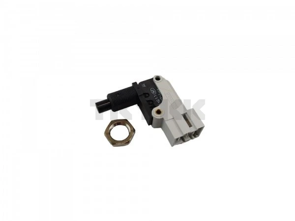 57M10163.jpg